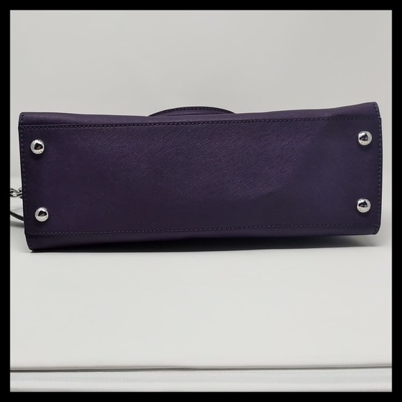 Michael Michael Kors Hamilton Tote
Deep Purple - Picture 6 of 9